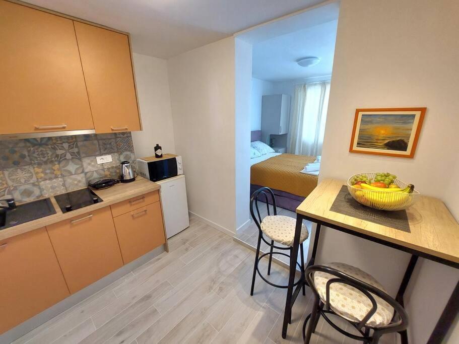 City Beach Apartment Makarska Eksteriør bilde