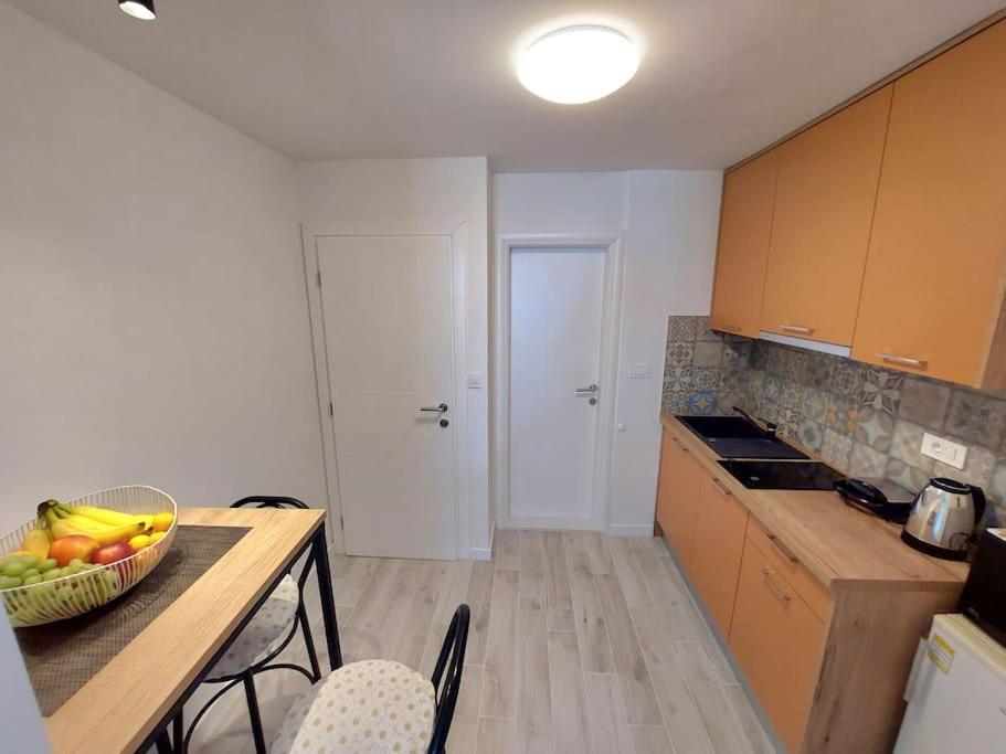 City Beach Apartment Makarska Eksteriør bilde